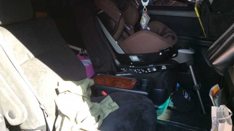 内装後方シート