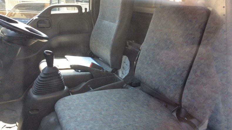 内装後方シート