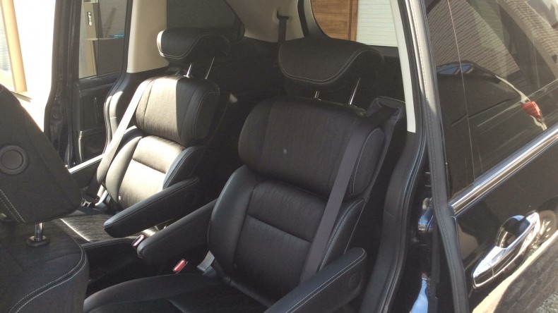 内装後方シート