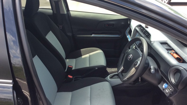 内装前方シート