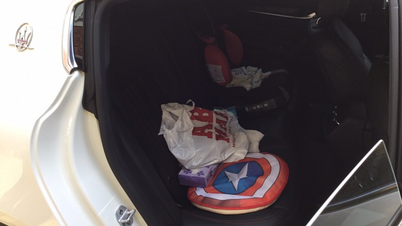 内装後方シート