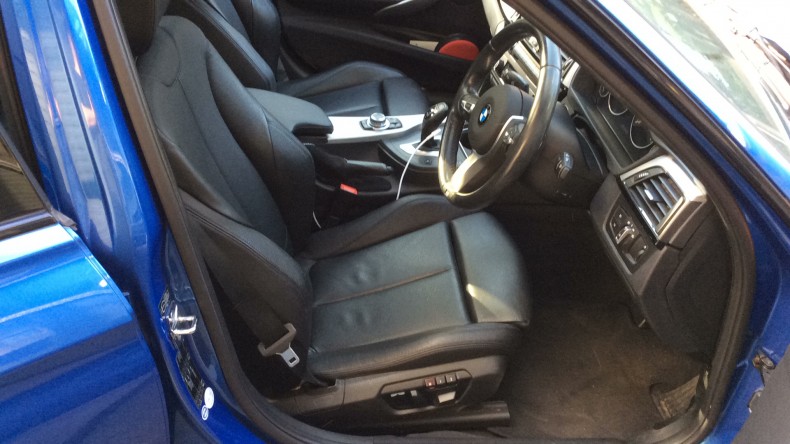 内装前方シート