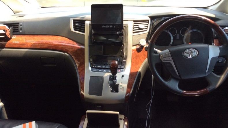 内装インパネ全体