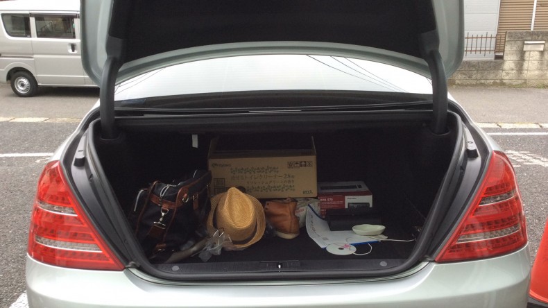 内装トランク