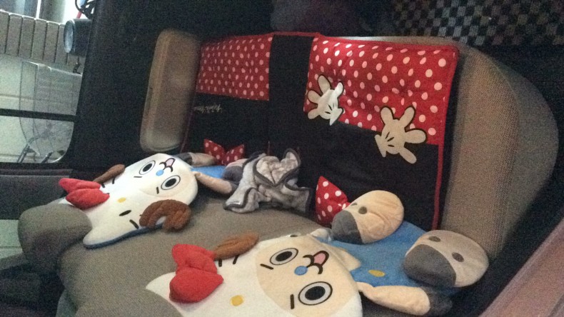 内装後方シート