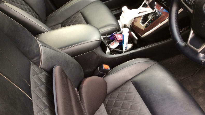 内装前方シート