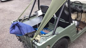 内装後方シート