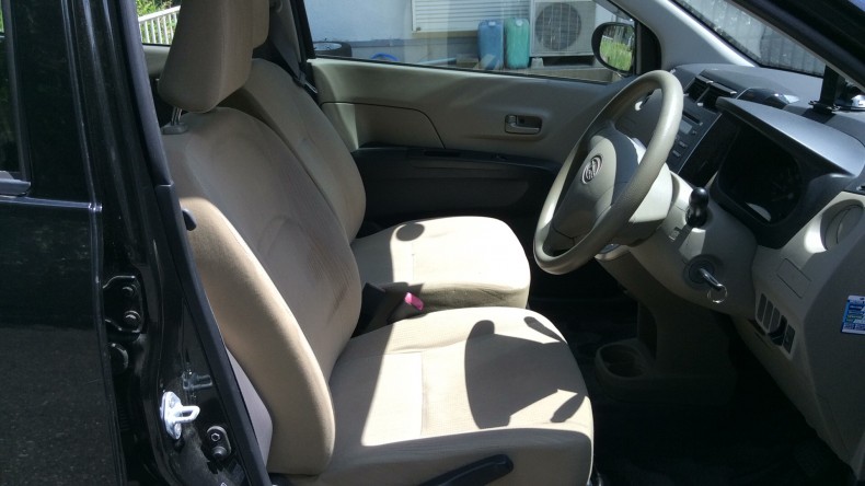 内装前方シート