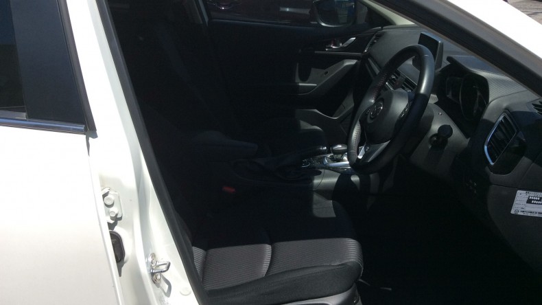 内装前方シート