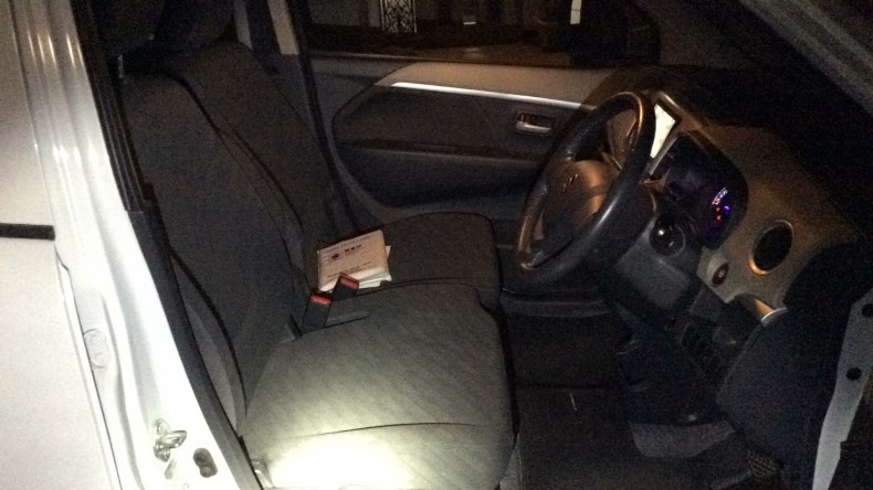 内装前方シート