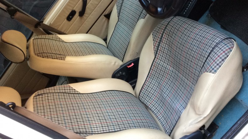 内装前方シート