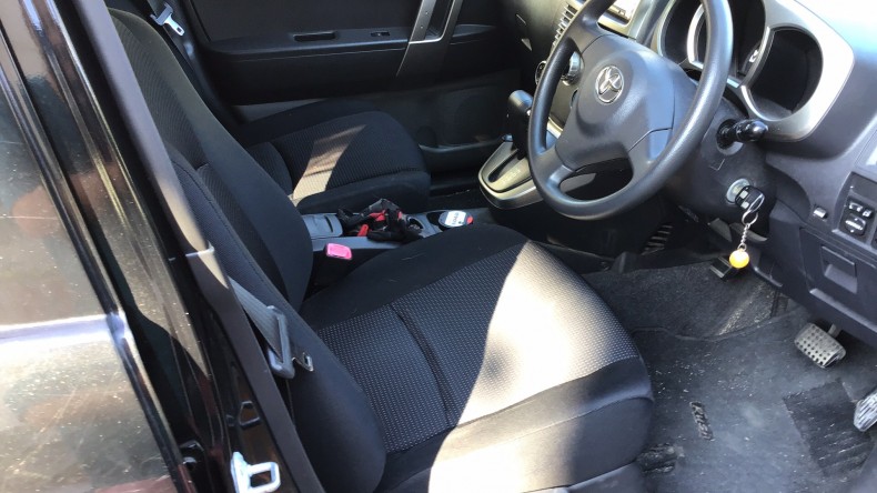 内装前方シート