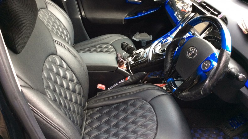 内装前方シート