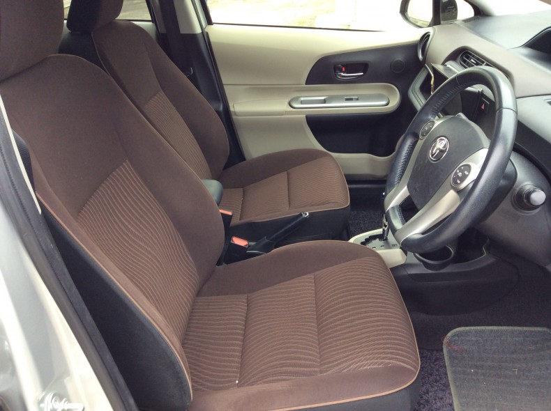 内装前方シート