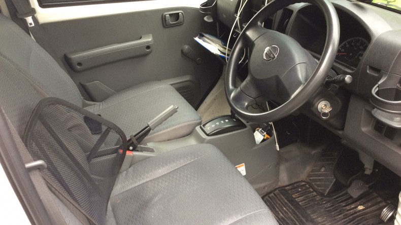 内装前方シート