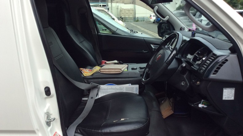 内装前方シート