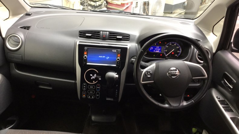 内装インパネ全体