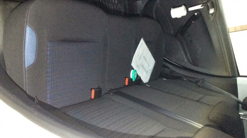 内装後方シート