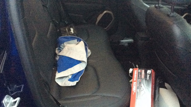 内装後方シート