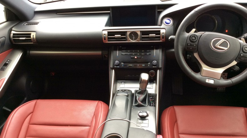 内装インパネ全体