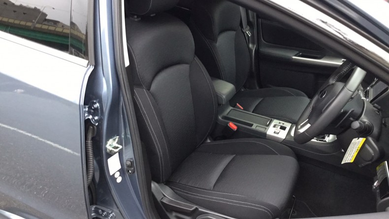 内装前方シート