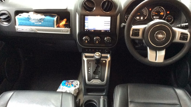 内装インパネ全体