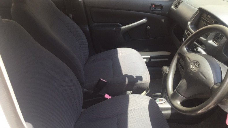 内装前方シート