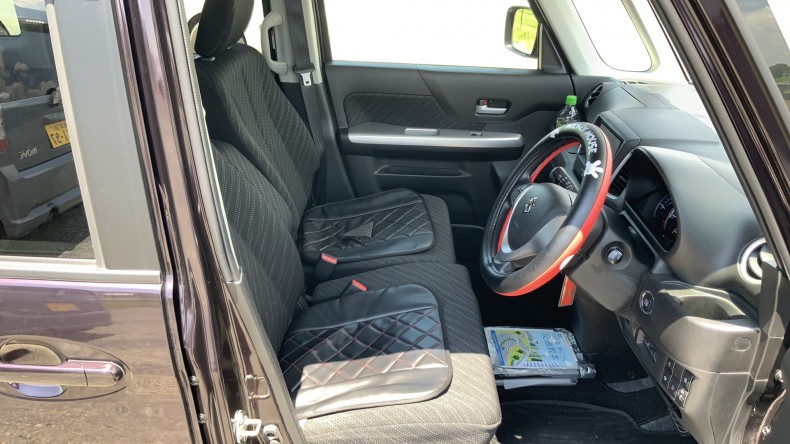 内装前方シート