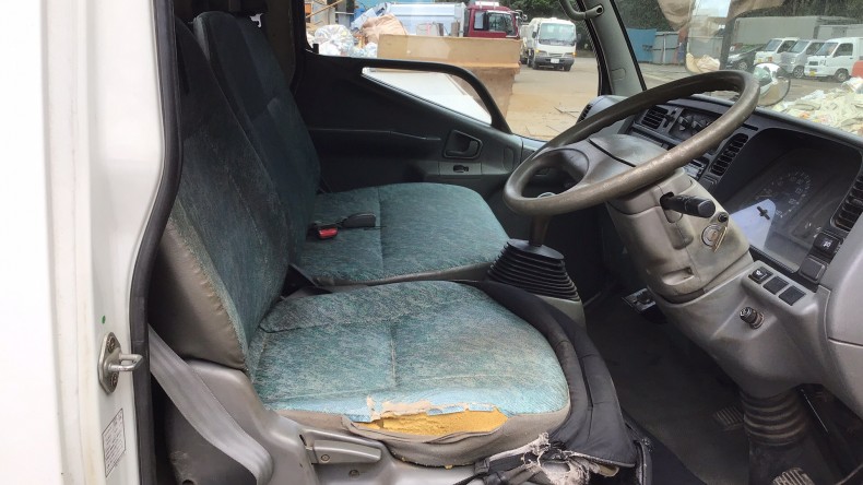 内装前方シート