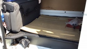 内装後方シート