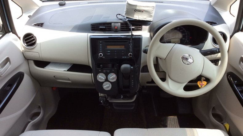 内装インパネ全体