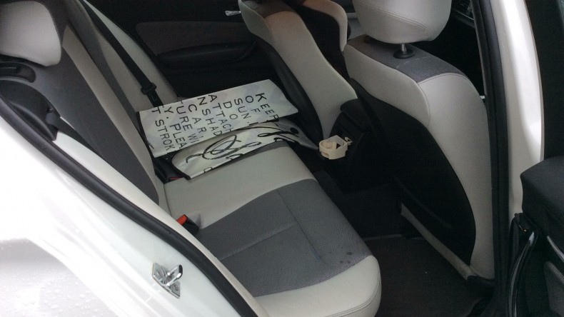 内装後方シート