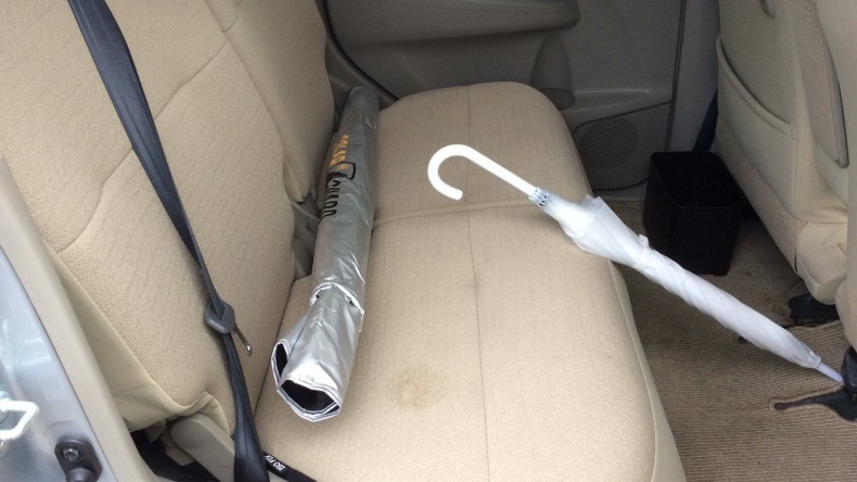 内装後方シート