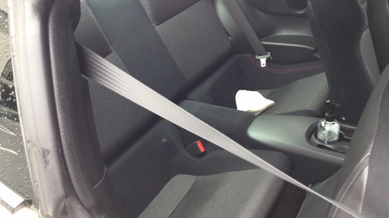 内装後方シート