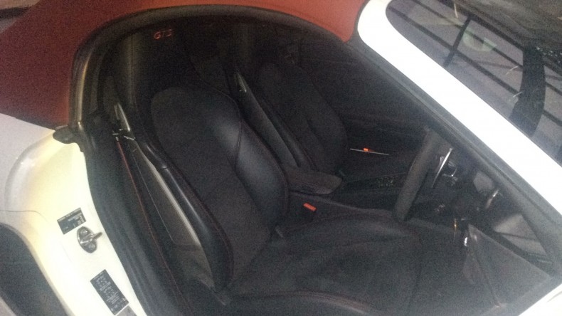 内装前方シート