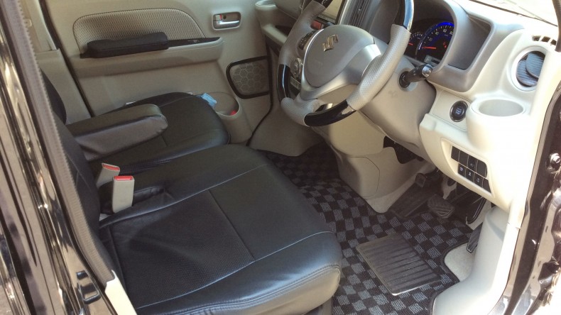 内装前方シート