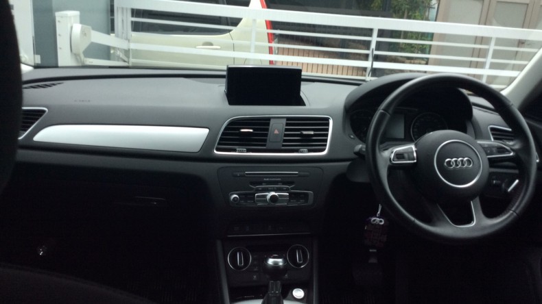 内装インパネ全体