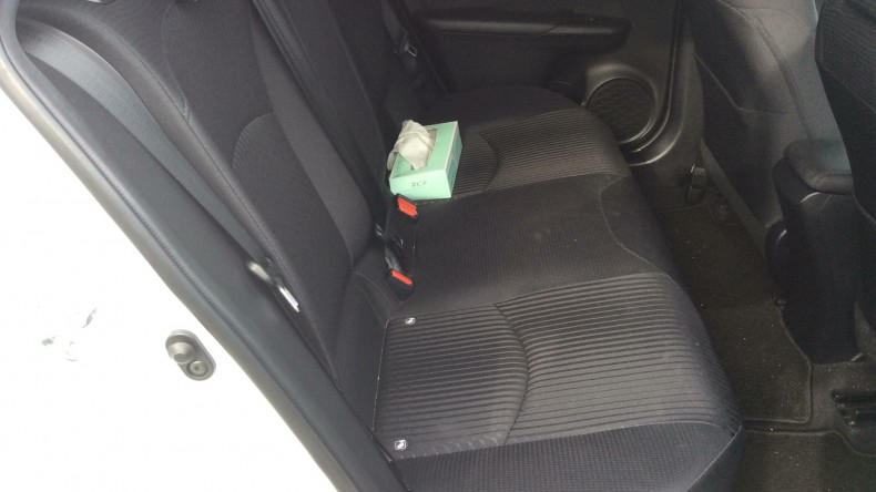 内装後方シート