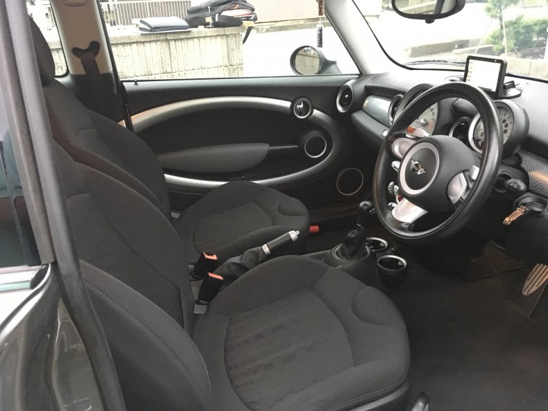 内装前方シート