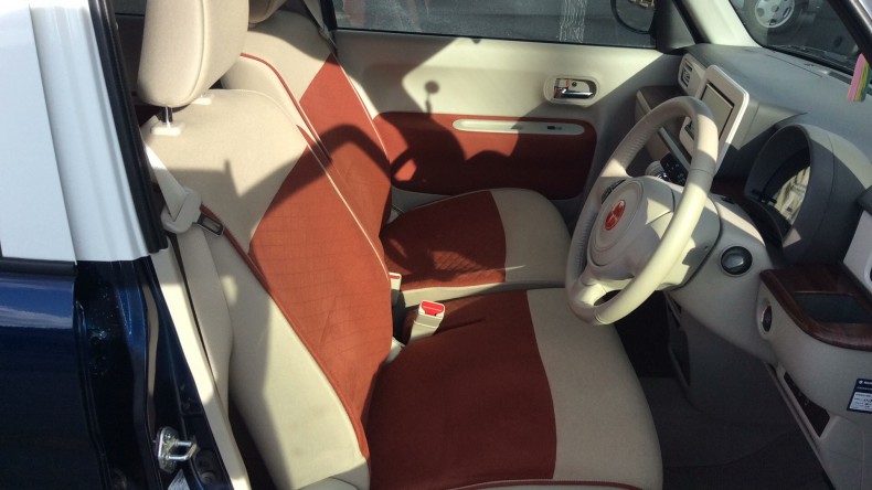 内装前方シート