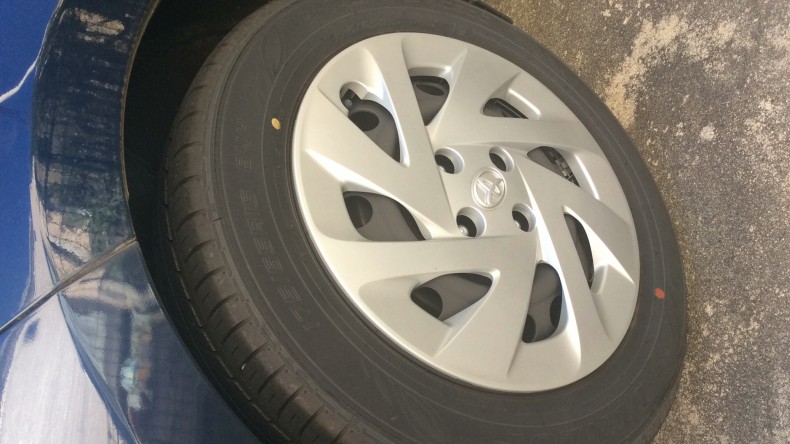 タイヤホイール前