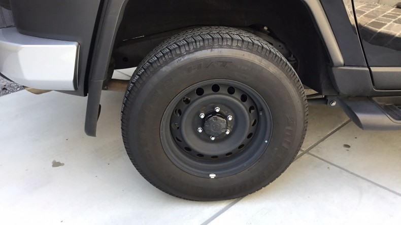 タイヤホイール前