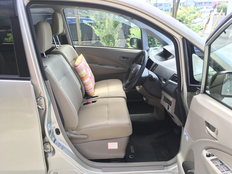 内装前方シート