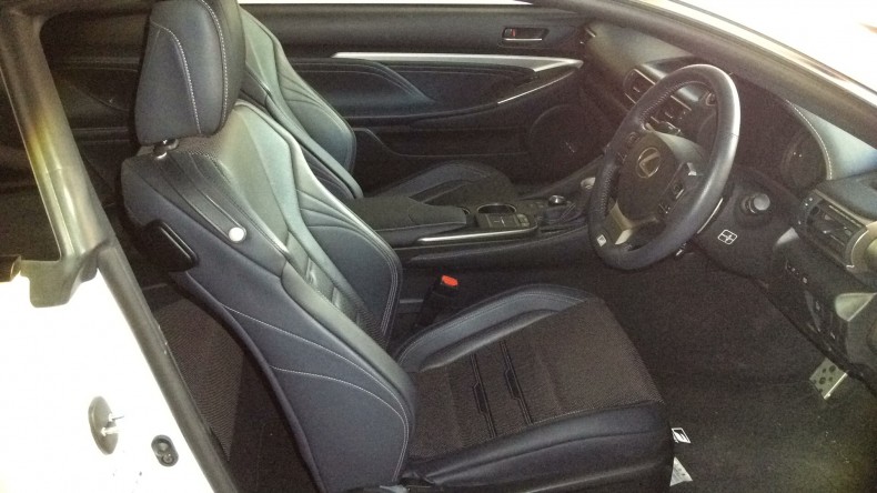 内装前方シート