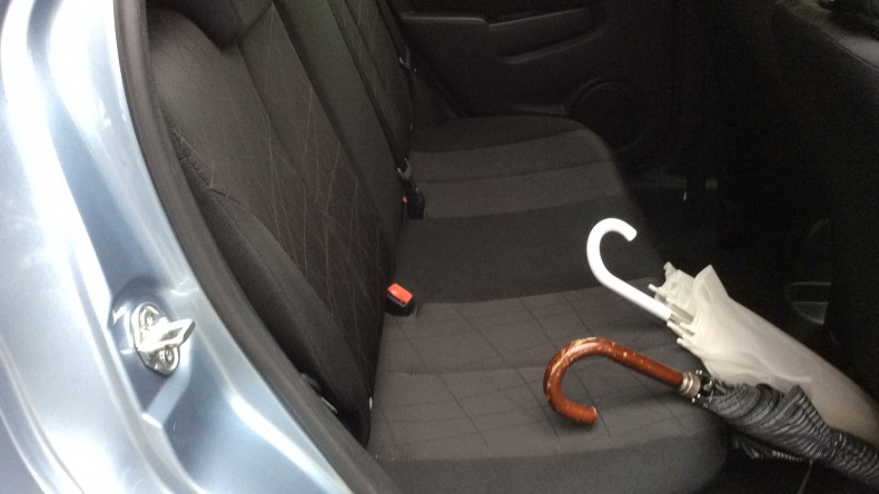 内装後方シート