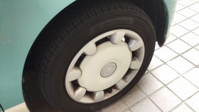 タイヤホイール前