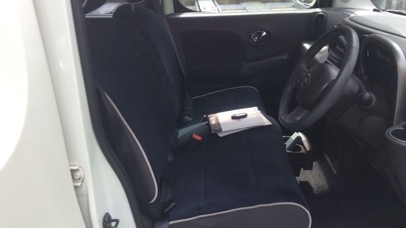 内装前方シート