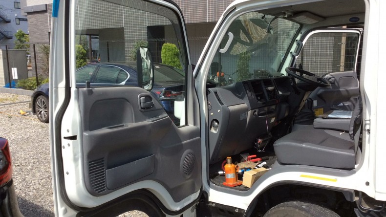 内装後方シート