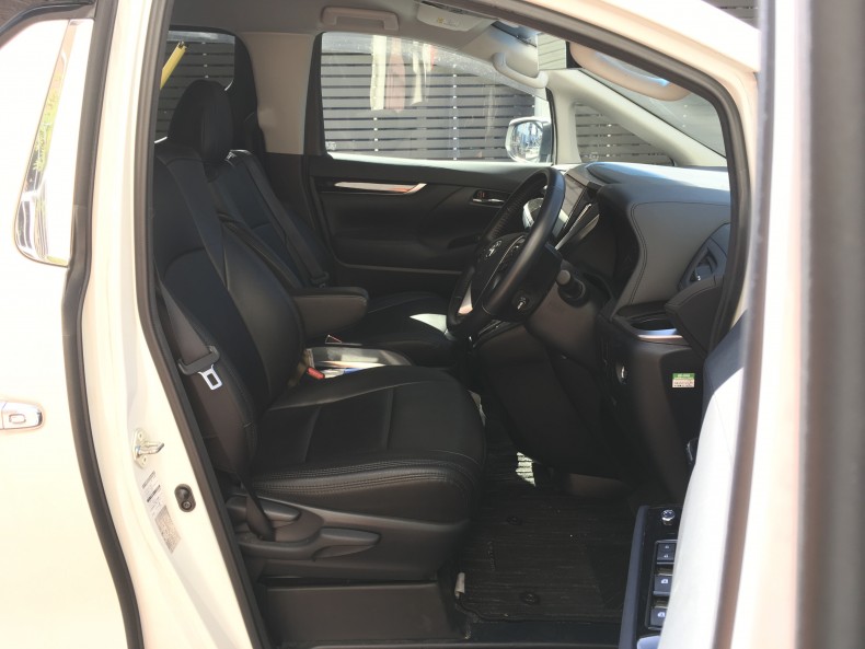 内装前方シート