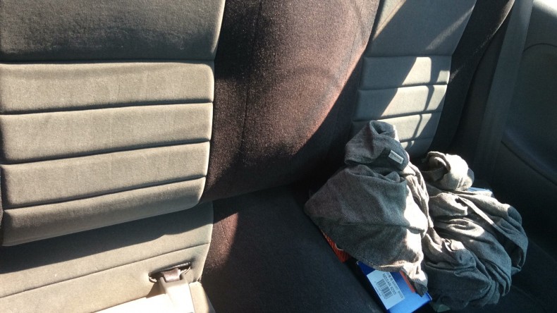 内装後方シート